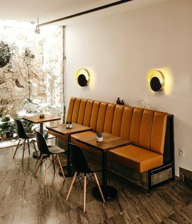 lampa-scienna-band-10-stokrzesel-pl.jpg