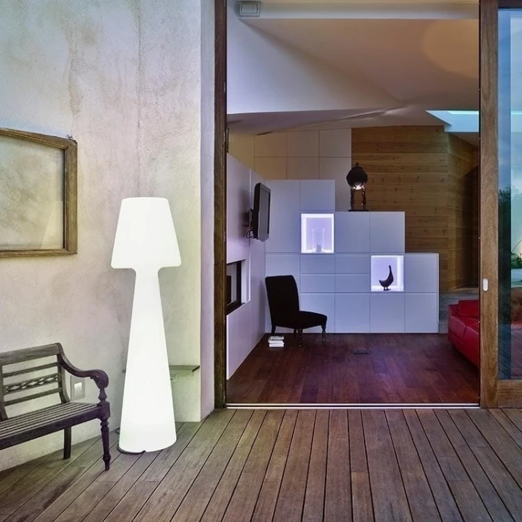 lampa-ogrodowa-lola-165-cable-6-stokrzesel-pl.jpg