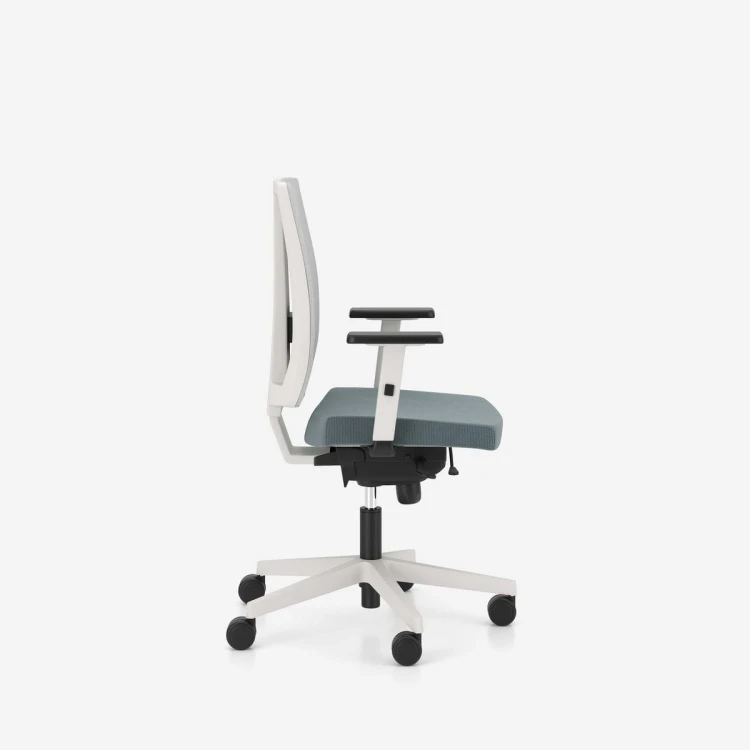 22046b11-f972-4901-aadd-e6b01a864ba9_NAVIGO_SWIVEL_CHAIR_MESH_FST_W_LU2_BA-MF02_SE-SM03_R35K2_TS25-W_ESH60_.0002.jpg