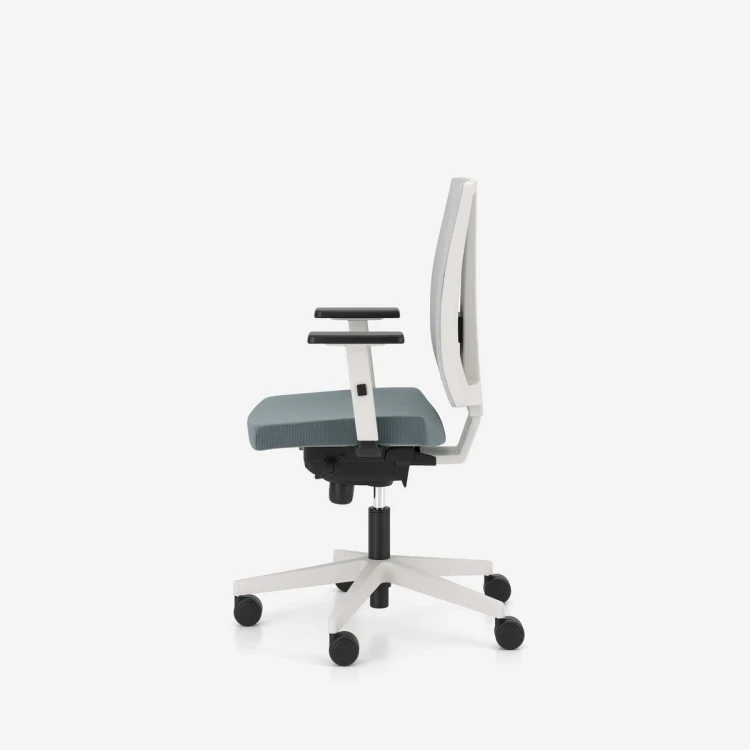 22046b11-f972-4901-aadd-e6b01a864ba9_NAVIGO_SWIVEL_CHAIR_MESH_FST_W_LU2_BA-MF02_SE-SM03_R35K2_TS25-W_ESH60_.0006.jpg
