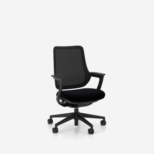 62b68dae-5a35-4163-b2ff-c24a18ee64db_OVIA SWIVEL CHAIR MESH BLACK_.0001.jpg