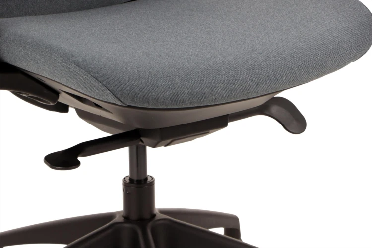 Fotel ergonomiczny LARSTON szary z wysuw siedziska z zagłówkiem BHP