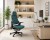 Fotel ergonomiczny WAU czarny stelaż tkanina PL04 Teal - odcień turkusu-aranzacja.jpg